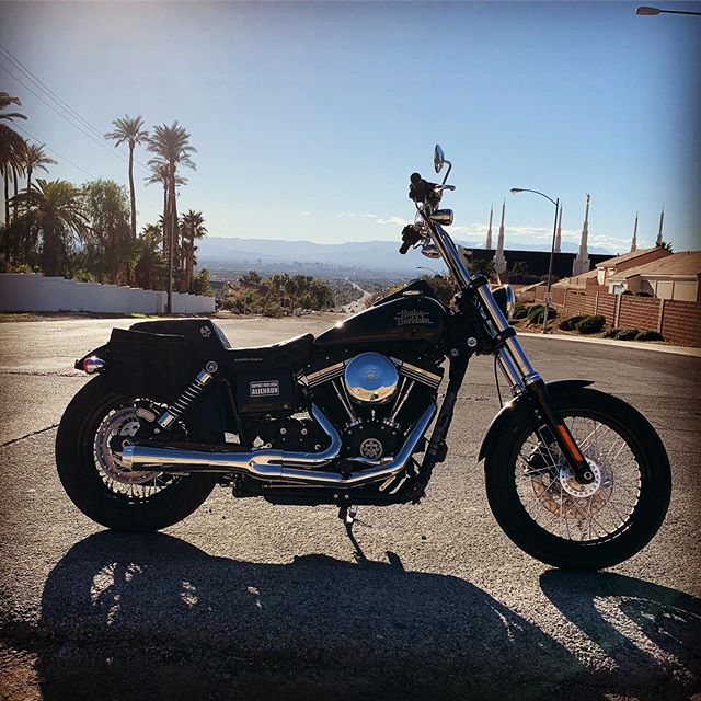 Just another beautiful day in Vegas with another Dyna pic to go with it!