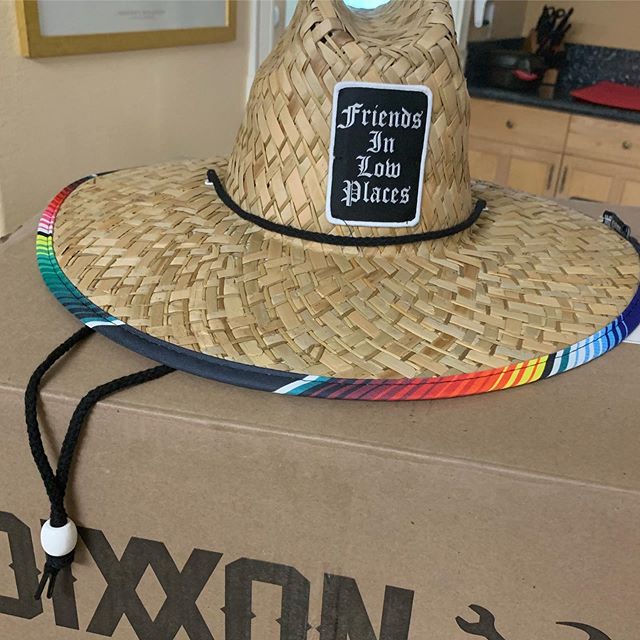 Just in time for summer! I got my pool party, beach time hat today from @dixxon_flannel_co I’ll be testing out in a few weeks when I head down to Texas!